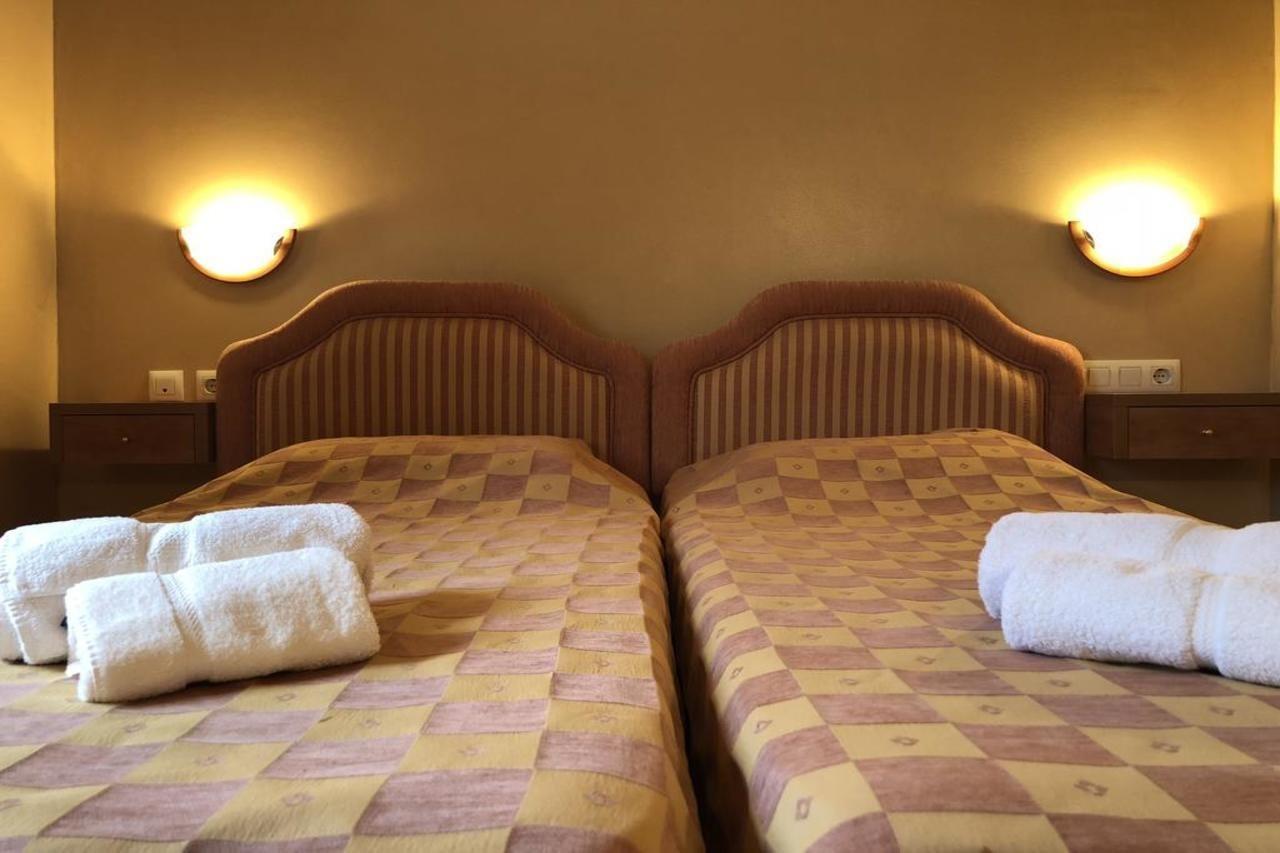 Hotel Pete プラヤ・デアロ エクステリア 写真